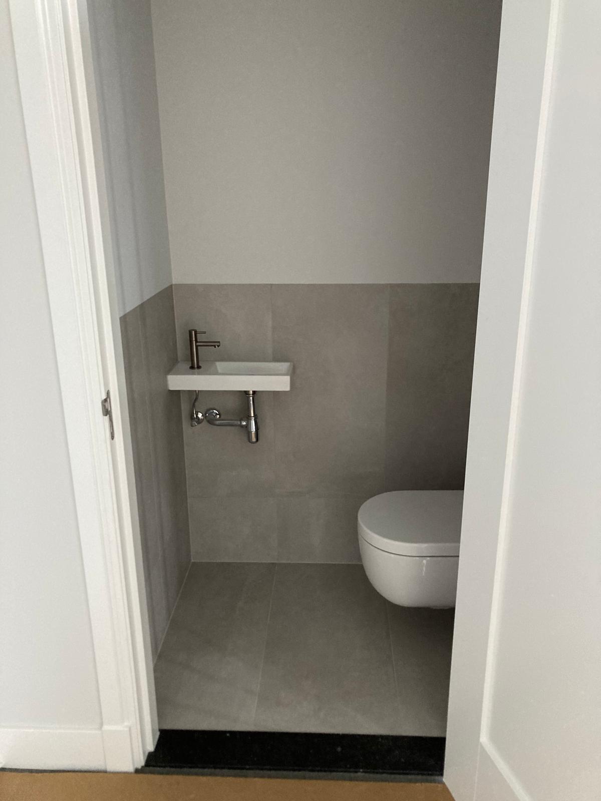 Sanitair installateur toilet en kraan Sanitair installateur toilet en kraan